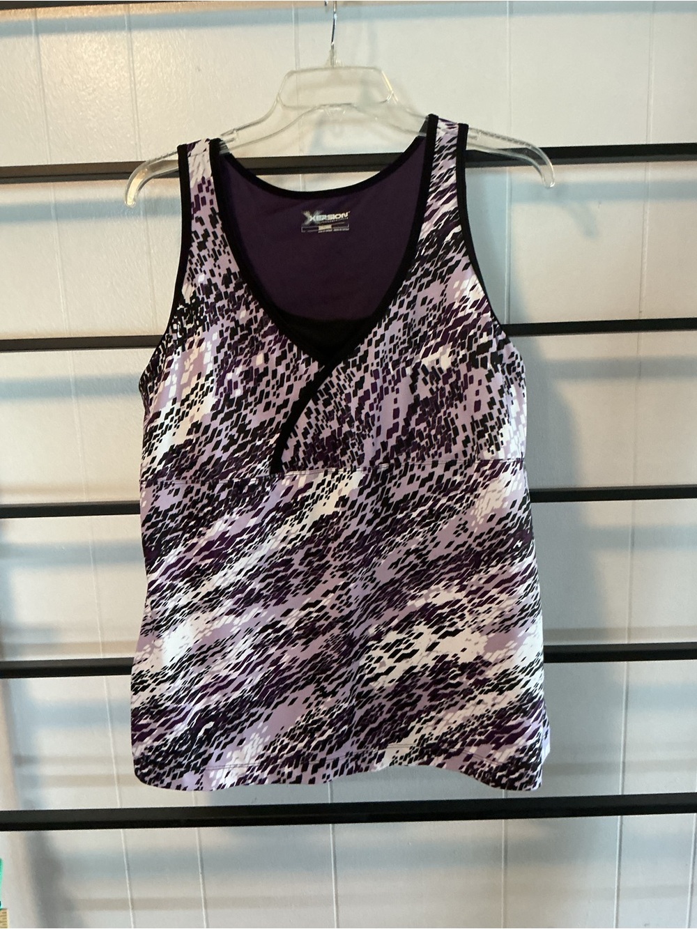VGC Women’s XL, Xersion Athletic Tank, Built In No Pad Bra, B9
